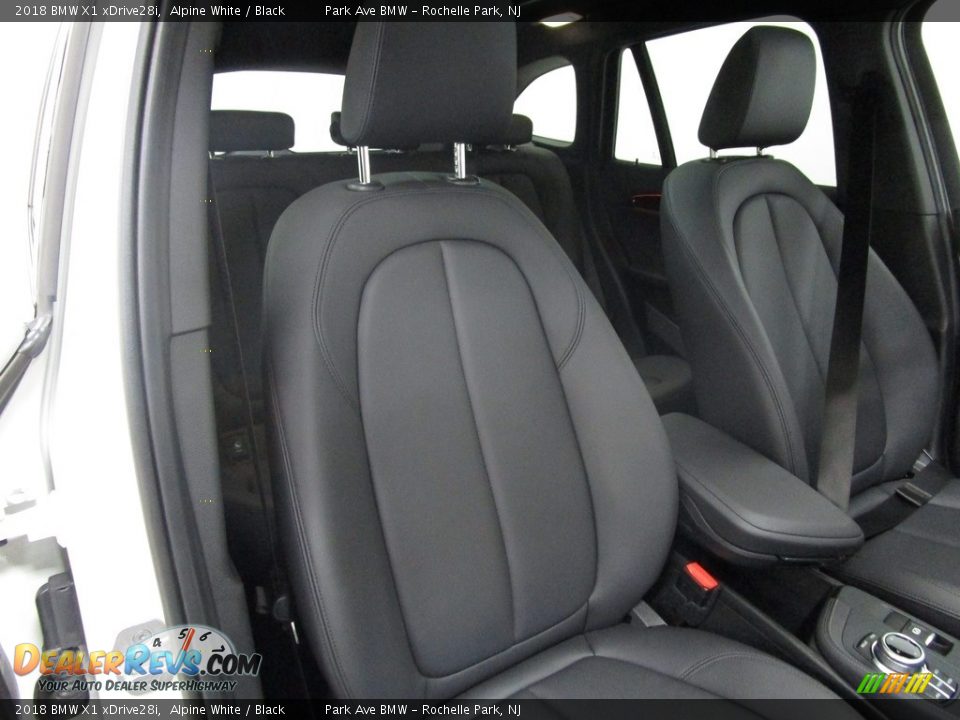 2018 BMW X1 xDrive28i Alpine White / Black Photo #16