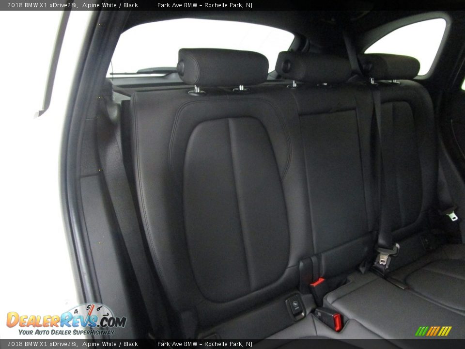 2018 BMW X1 xDrive28i Alpine White / Black Photo #19