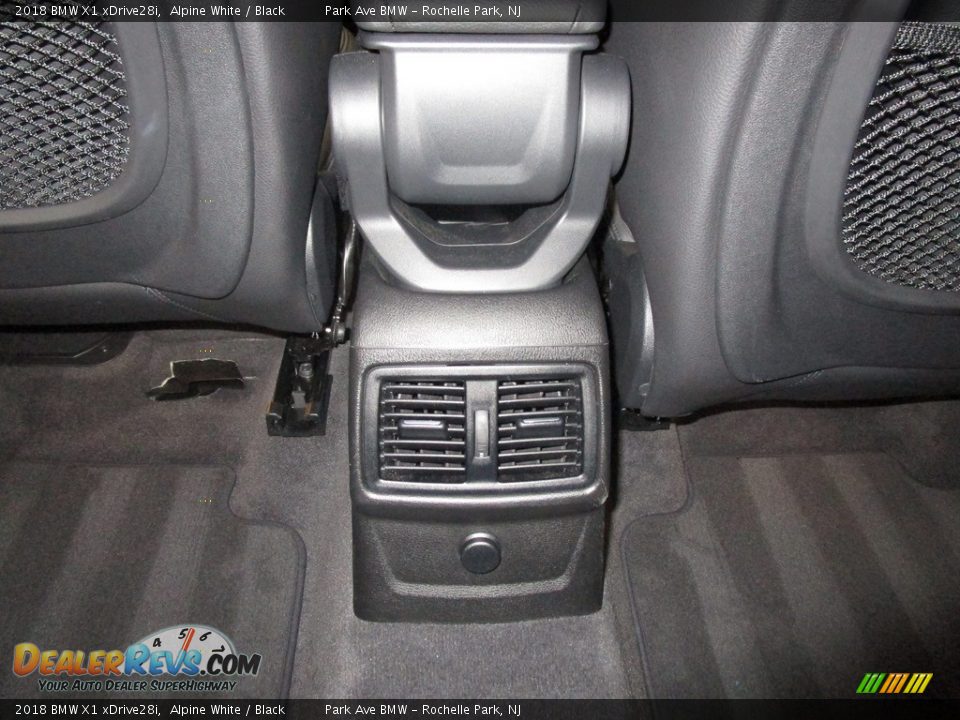 2018 BMW X1 xDrive28i Alpine White / Black Photo #20