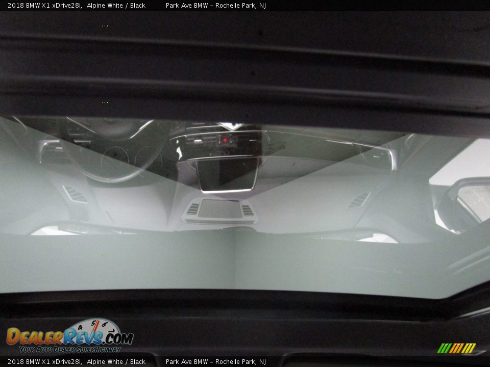 2018 BMW X1 xDrive28i Alpine White / Black Photo #22