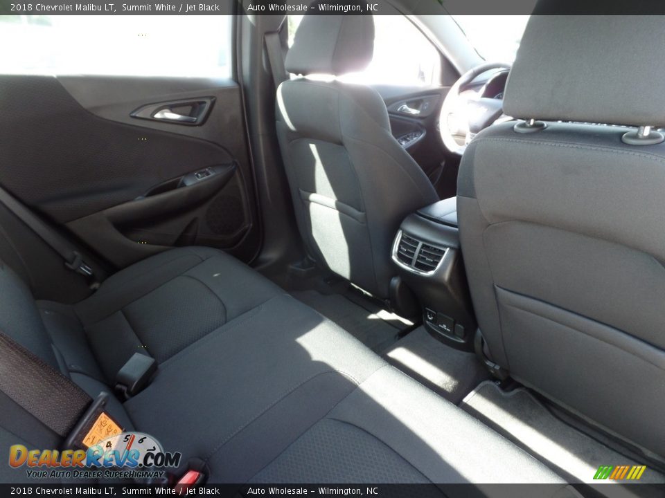 2018 Chevrolet Malibu LT Summit White / Jet Black Photo #14