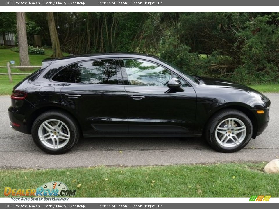 2018 Porsche Macan Black / Black/Luxor Beige Photo #3