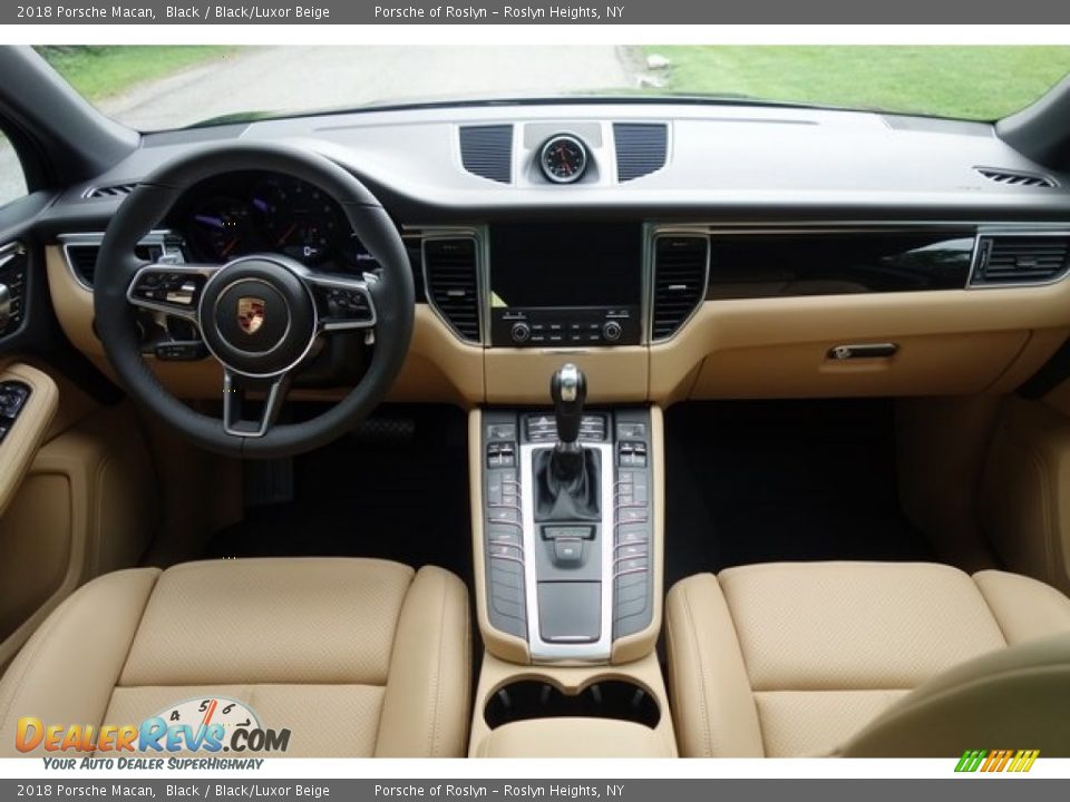2018 Porsche Macan Black / Black/Luxor Beige Photo #14