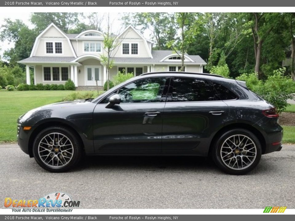 2018 Porsche Macan Volcano Grey Metallic / Black Photo #7