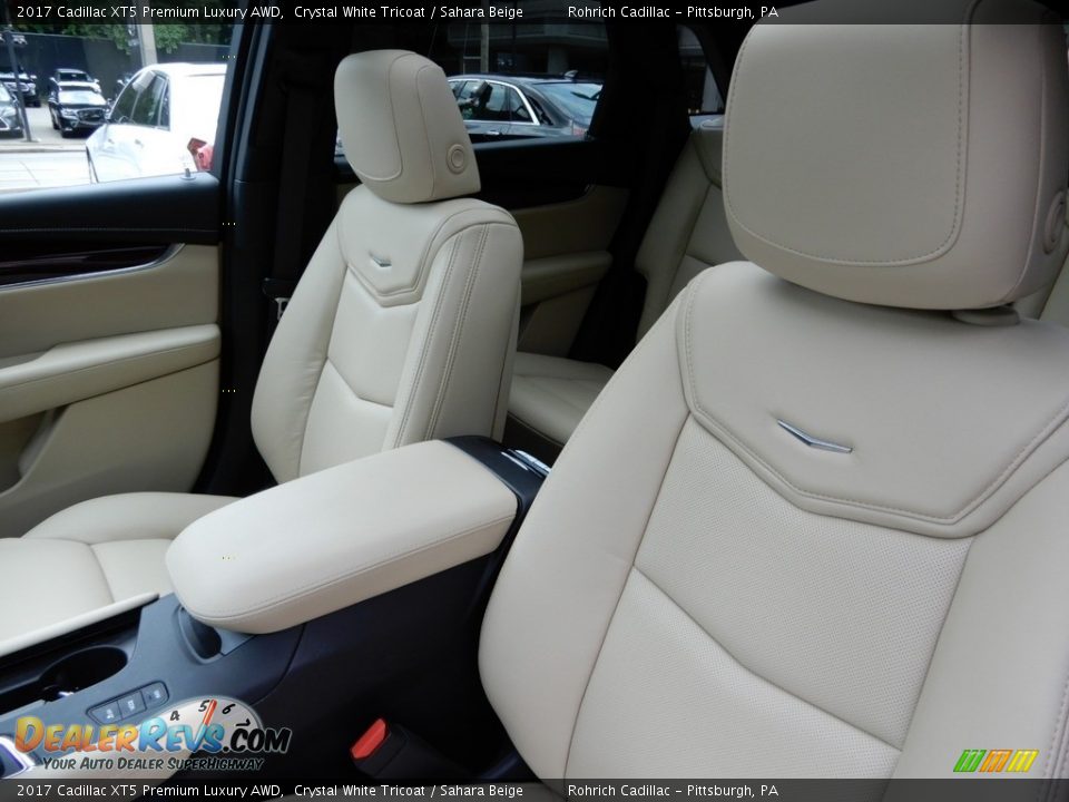 2017 Cadillac XT5 Premium Luxury AWD Crystal White Tricoat / Sahara Beige Photo #17