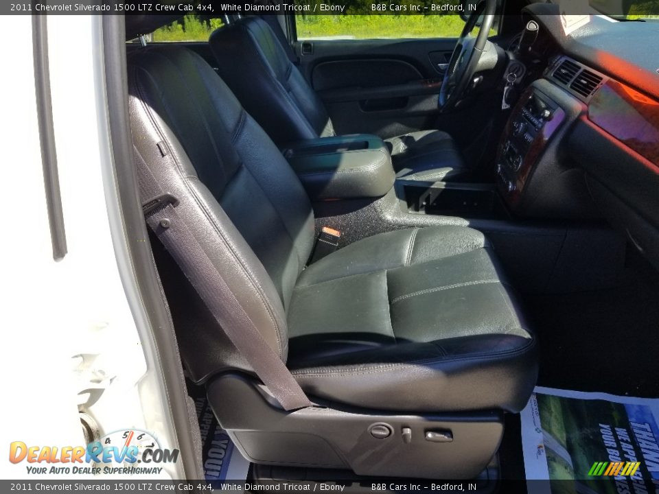 2011 Chevrolet Silverado 1500 LTZ Crew Cab 4x4 White Diamond Tricoat / Ebony Photo #16