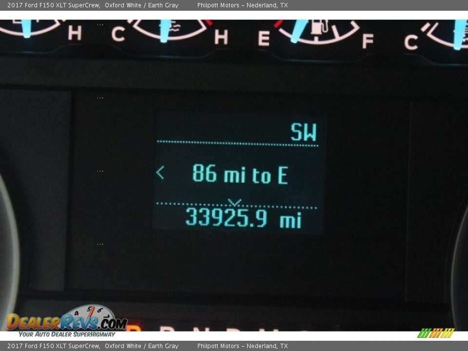 2017 Ford F150 XLT SuperCrew Oxford White / Earth Gray Photo #23