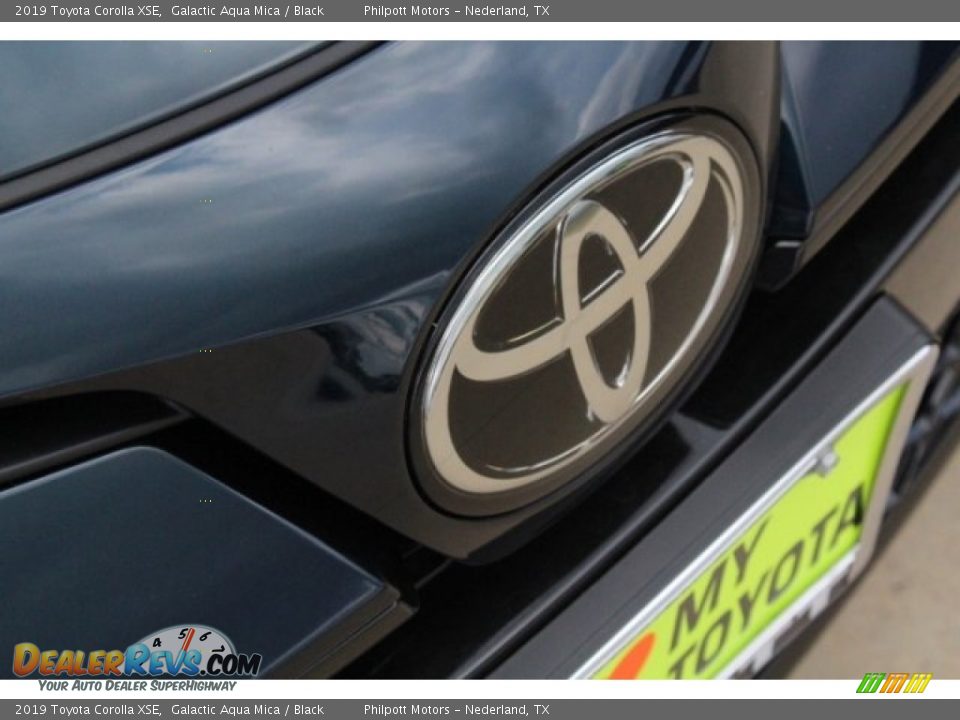 2019 Toyota Corolla XSE Galactic Aqua Mica / Black Photo #11