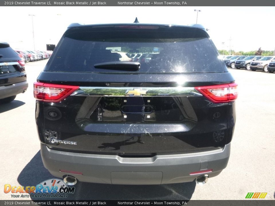 2019 Chevrolet Traverse LS Mosaic Black Metallic / Jet Black Photo #4