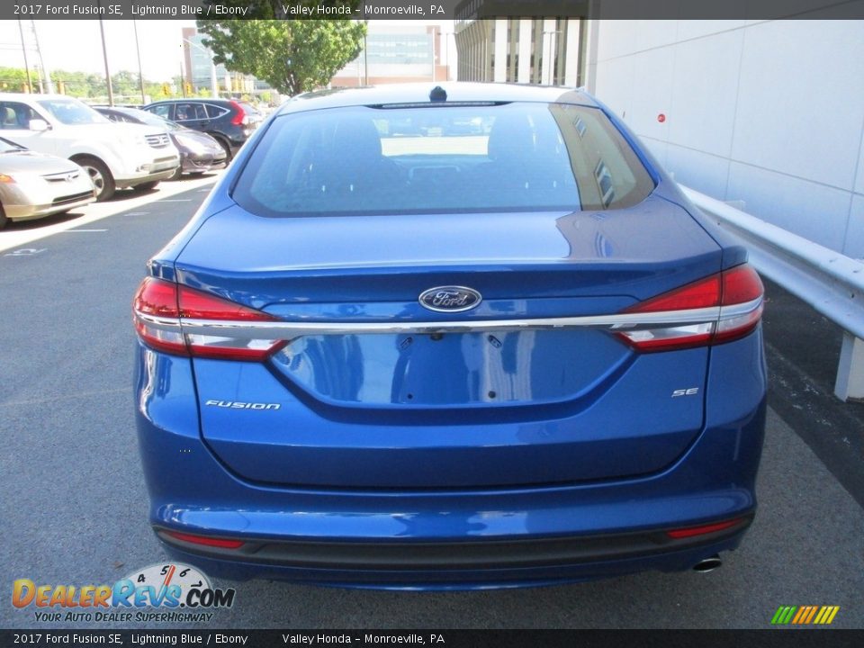2017 Ford Fusion SE Lightning Blue / Ebony Photo #4