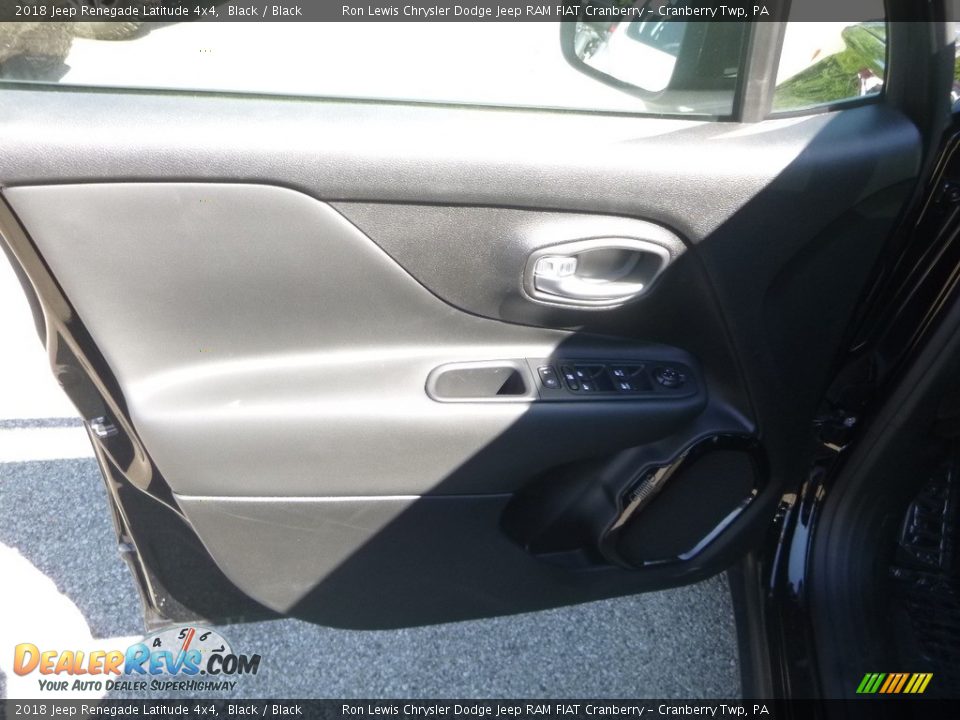 2018 Jeep Renegade Latitude 4x4 Black / Black Photo #13
