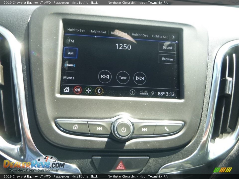 2019 Chevrolet Equinox LT AWD Pepperdust Metallic / Jet Black Photo #17