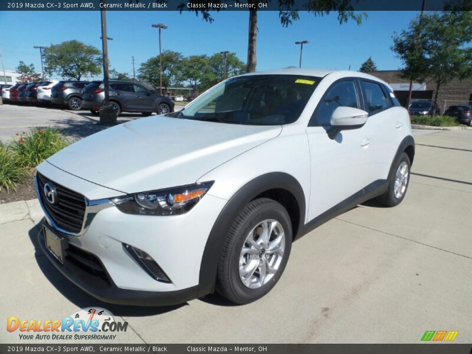 Front 3/4 View of 2019 Mazda CX-3 Sport AWD Photo #1