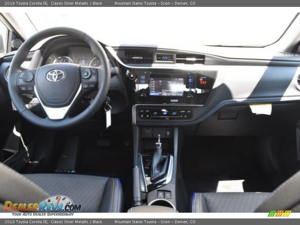 Dashboard of 2019 Toyota Corolla SE Photo #8