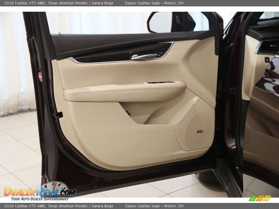 2018 Cadillac XT5 AWD Deep Amethyst Metallic / Sahara Beige Photo #4