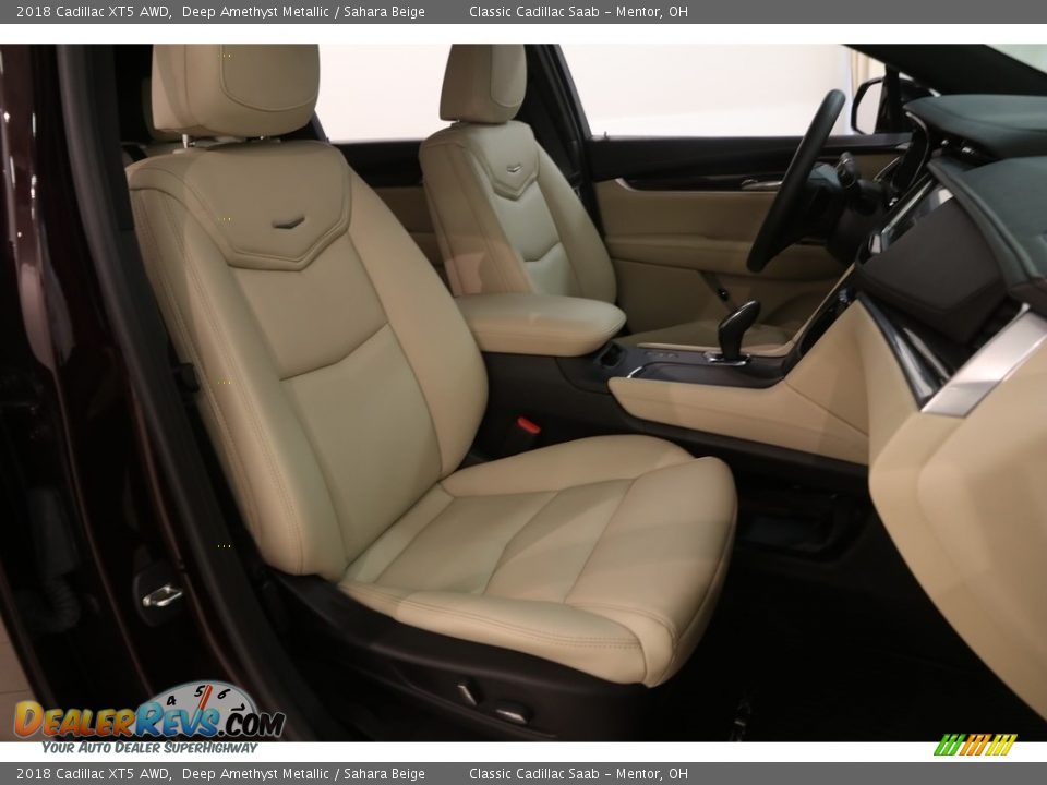2018 Cadillac XT5 AWD Deep Amethyst Metallic / Sahara Beige Photo #16