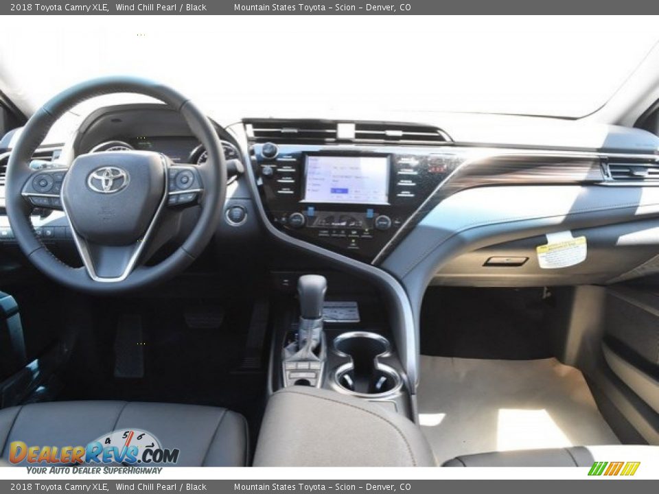 2018 Toyota Camry XLE Wind Chill Pearl / Black Photo #8