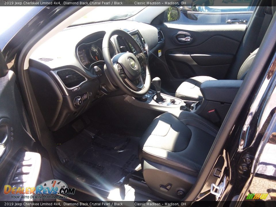 2019 Jeep Cherokee Limited 4x4 Diamond Black Crystal Pearl / Black Photo #3