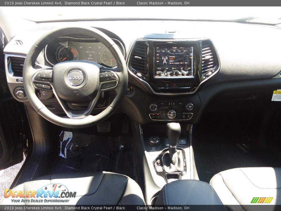 2019 Jeep Cherokee Limited 4x4 Diamond Black Crystal Pearl / Black Photo #4