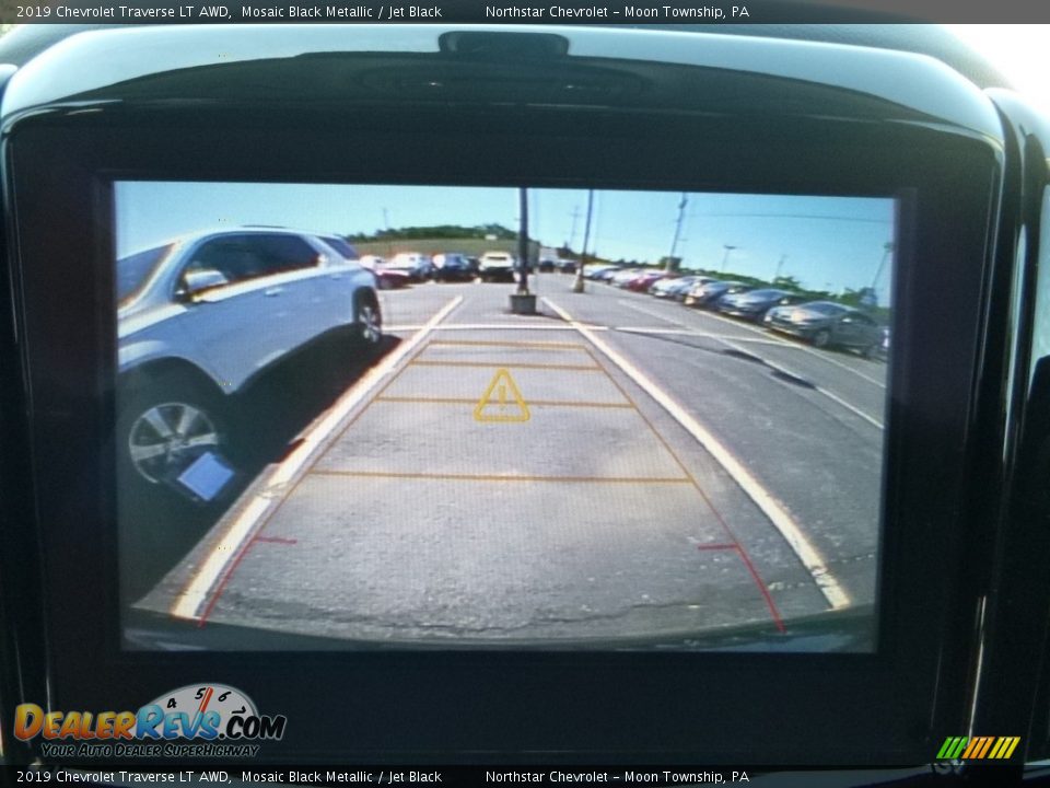 2019 Chevrolet Traverse LT AWD Mosaic Black Metallic / Jet Black Photo #17