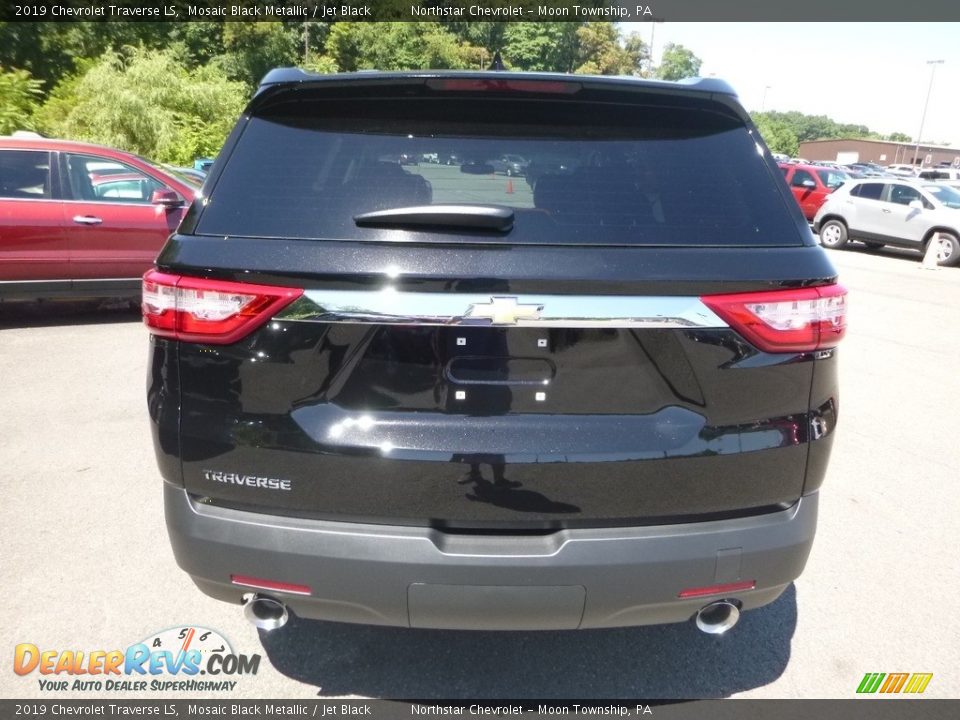 2019 Chevrolet Traverse LS Mosaic Black Metallic / Jet Black Photo #4
