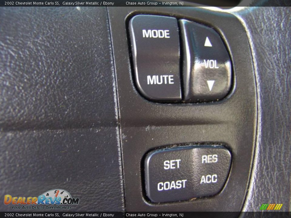 2002 Chevrolet Monte Carlo SS Galaxy Silver Metallic / Ebony Photo #25