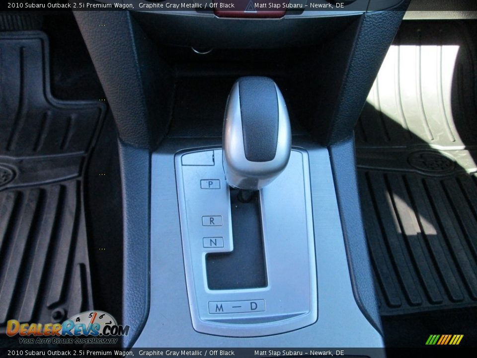 2010 Subaru Outback 2.5i Premium Wagon Graphite Gray Metallic / Off Black Photo #27