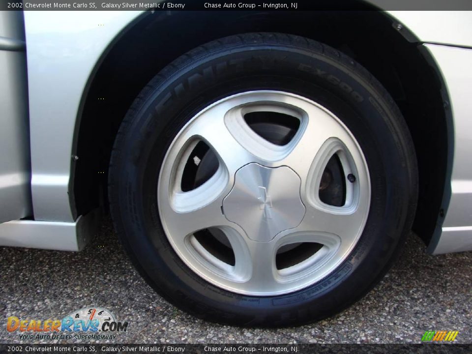 2002 Chevrolet Monte Carlo SS Galaxy Silver Metallic / Ebony Photo #36