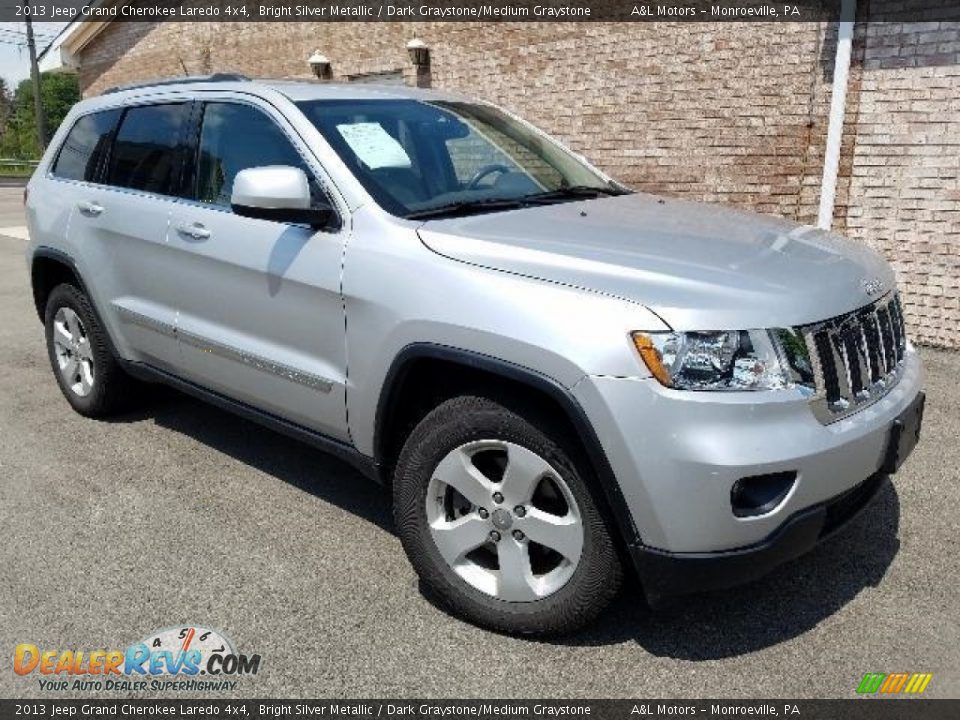 2013 Jeep Grand Cherokee Laredo 4x4 Bright Silver Metallic / Dark Graystone/Medium Graystone Photo #1