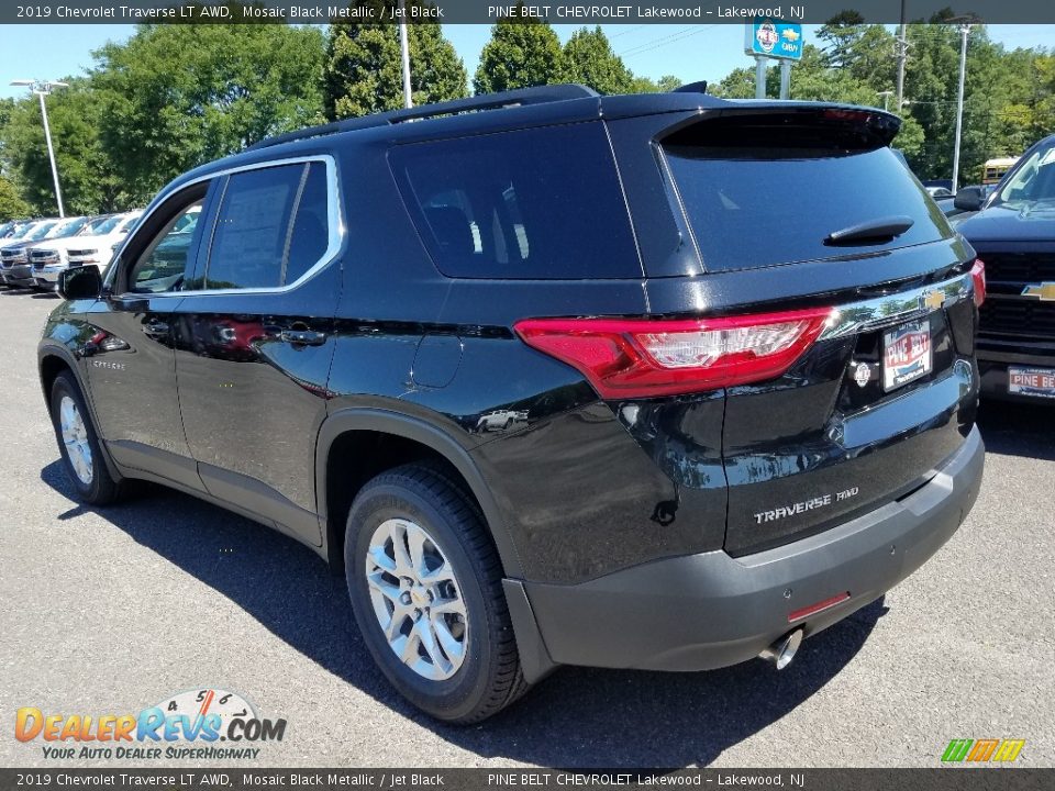 2019 Chevrolet Traverse LT AWD Mosaic Black Metallic / Jet Black Photo #4