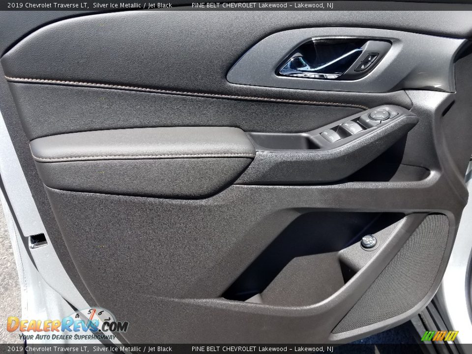 2019 Chevrolet Traverse LT Silver Ice Metallic / Jet Black Photo #9