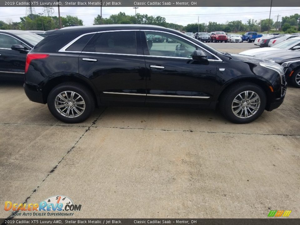 2019 Cadillac XT5 Luxury AWD Stellar Black Metallic / Jet Black Photo #2