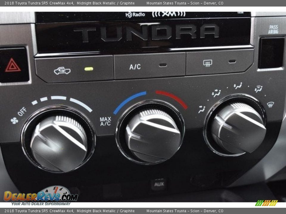 2018 Toyota Tundra SR5 CrewMax 4x4 Midnight Black Metallic / Graphite Photo #29