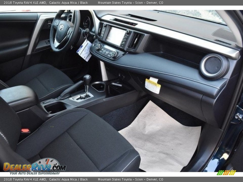 2018 Toyota RAV4 XLE AWD Galactic Aqua Mica / Black Photo #11