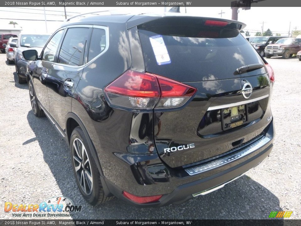 2018 Nissan Rogue SL AWD Magnetic Black / Almond Photo #6