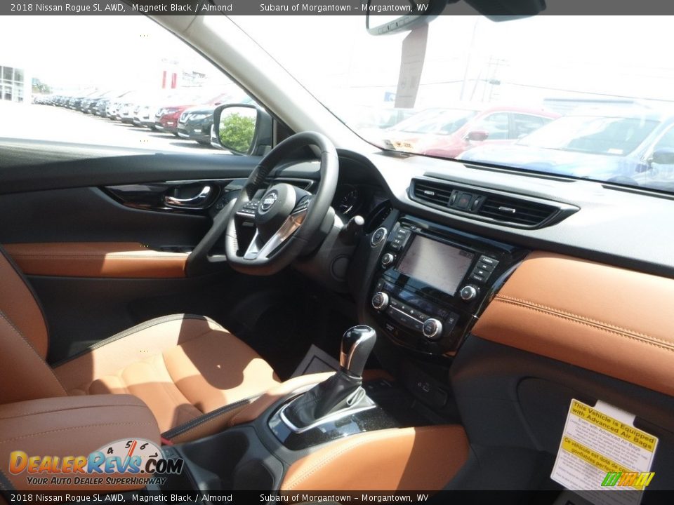 2018 Nissan Rogue SL AWD Magnetic Black / Almond Photo #11