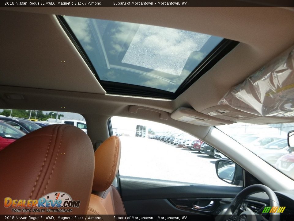 2018 Nissan Rogue SL AWD Magnetic Black / Almond Photo #12