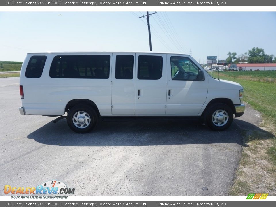 2013 Ford E Series Van E350 XLT Extended Passenger Oxford White / Medium Flint Photo #2