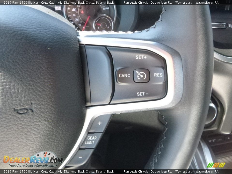 2019 Ram 1500 Big Horn Crew Cab 4x4 Diamond Black Crystal Pearl / Black Photo #18