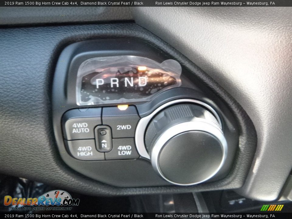 2019 Ram 1500 Big Horn Crew Cab 4x4 Diamond Black Crystal Pearl / Black Photo #20