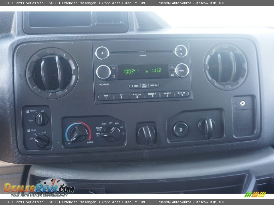 2013 Ford E Series Van E350 XLT Extended Passenger Oxford White / Medium Flint Photo #16