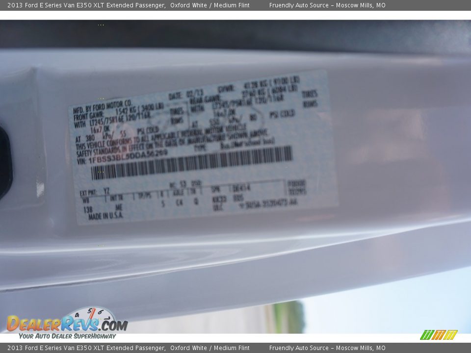 2013 Ford E Series Van E350 XLT Extended Passenger Oxford White / Medium Flint Photo #29