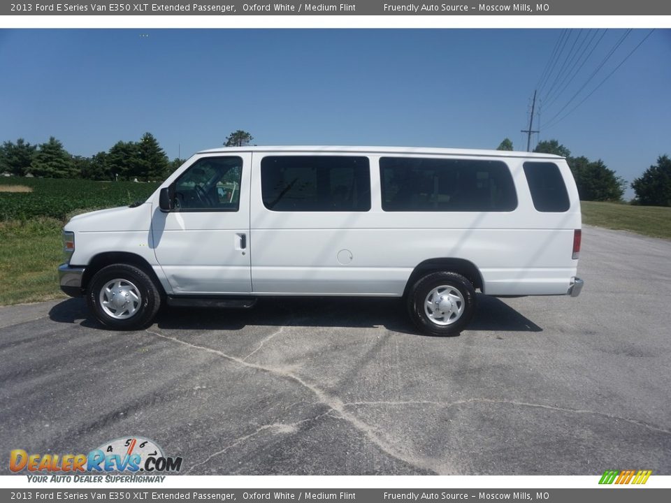 2013 Ford E Series Van E350 XLT Extended Passenger Oxford White / Medium Flint Photo #30