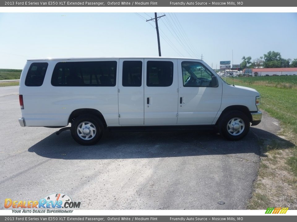 2013 Ford E Series Van E350 XLT Extended Passenger Oxford White / Medium Flint Photo #31