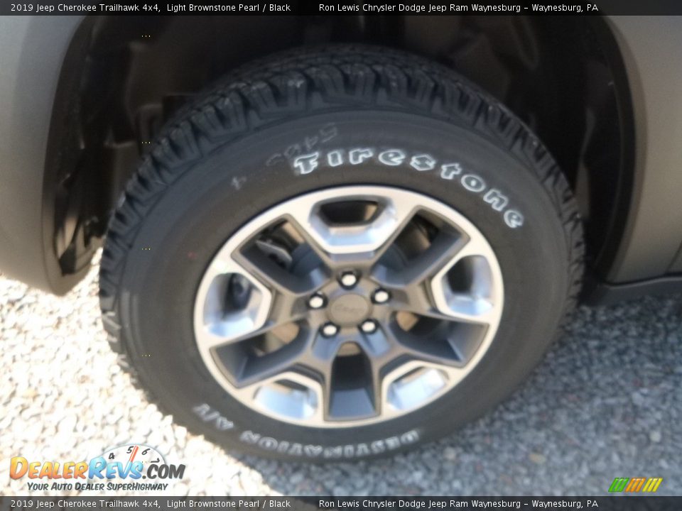 2019 Jeep Cherokee Trailhawk 4x4 Light Brownstone Pearl / Black Photo #9