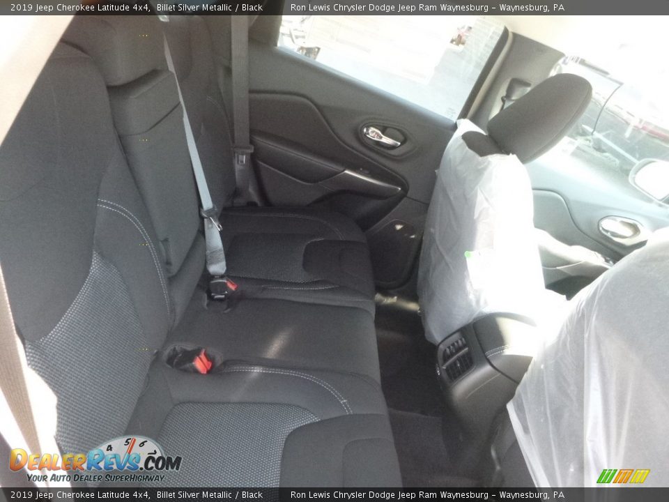 2019 Jeep Cherokee Latitude 4x4 Billet Silver Metallic / Black Photo #10