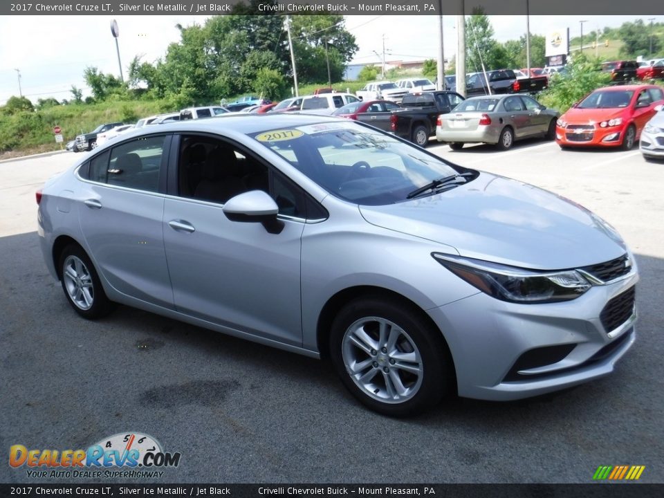2017 Chevrolet Cruze LT Silver Ice Metallic / Jet Black Photo #5