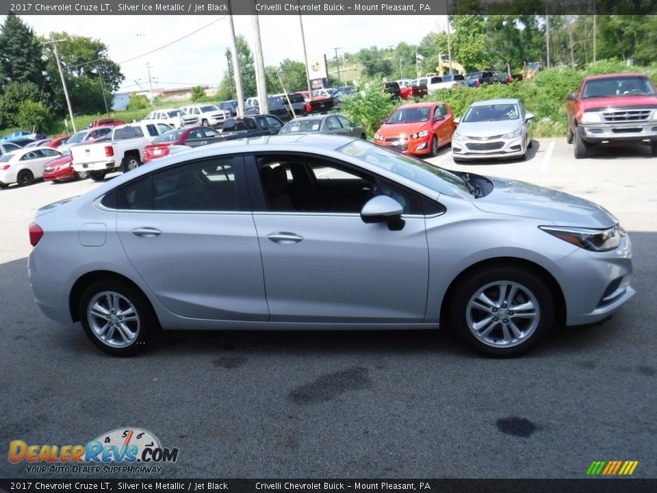 2017 Chevrolet Cruze LT Silver Ice Metallic / Jet Black Photo #6