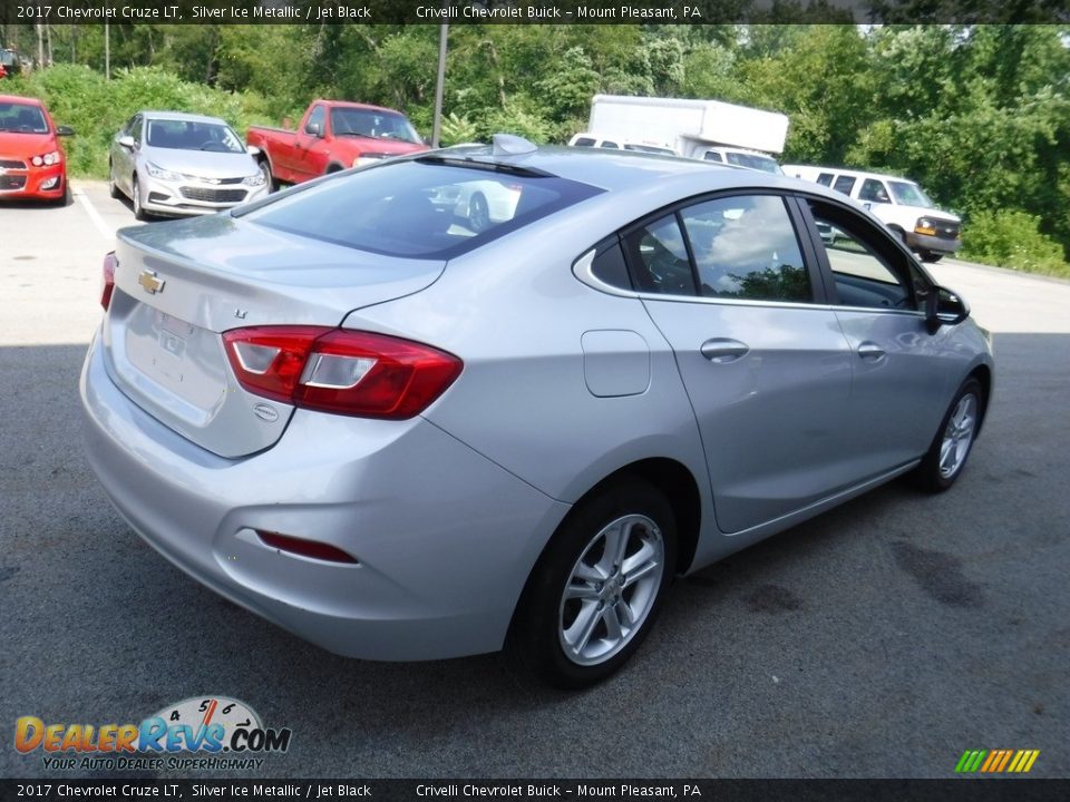2017 Chevrolet Cruze LT Silver Ice Metallic / Jet Black Photo #7