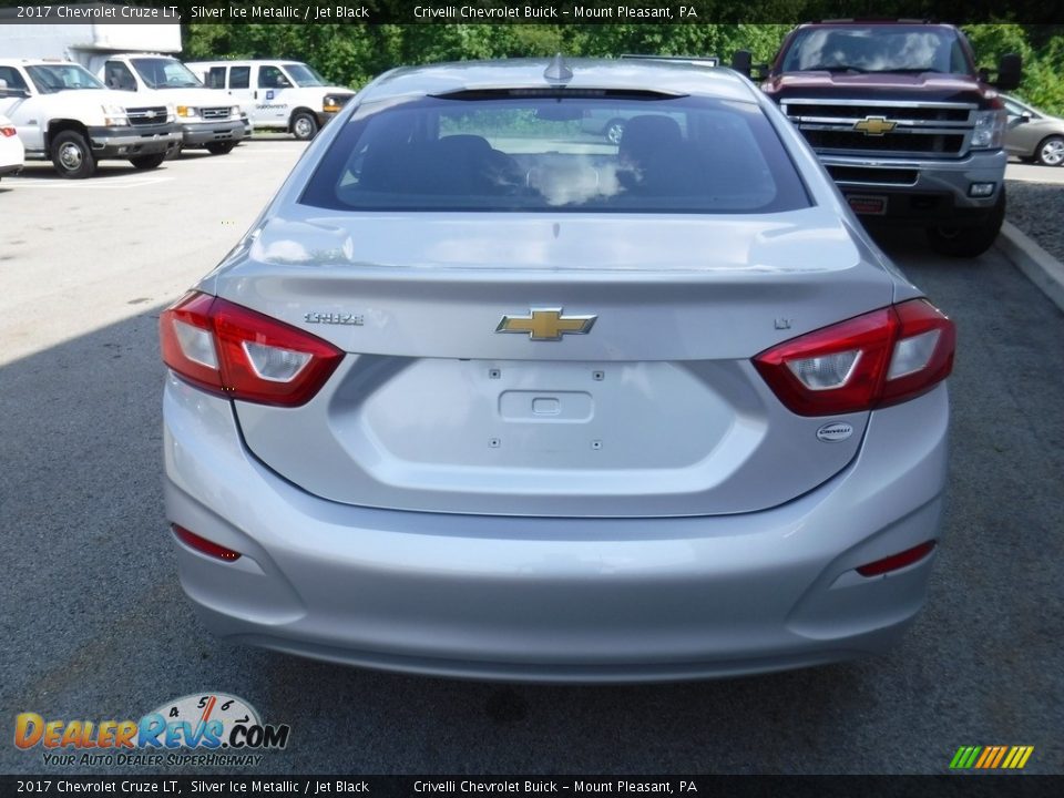 2017 Chevrolet Cruze LT Silver Ice Metallic / Jet Black Photo #8